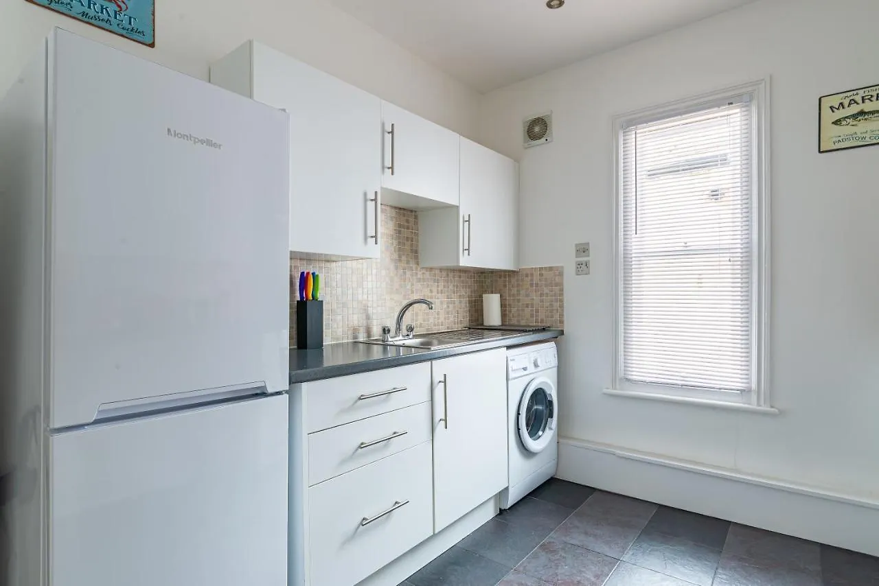 Woodgrange Apartment Southend-on-Sea