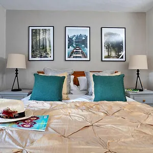 https://finest-retreats-ivy-cottage.yorkshirehotels.net