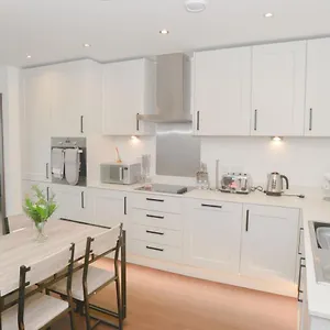 Apartment Modern, 2-bedroom Central Flat,9th Floor, Southend-on-Sea