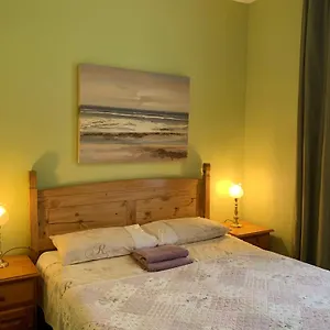 Apartment Near The Sea With Free Parking, Southend-on-Sea